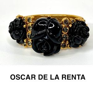 💥HP💥Oscar De La Renta gold cuff bracelet
